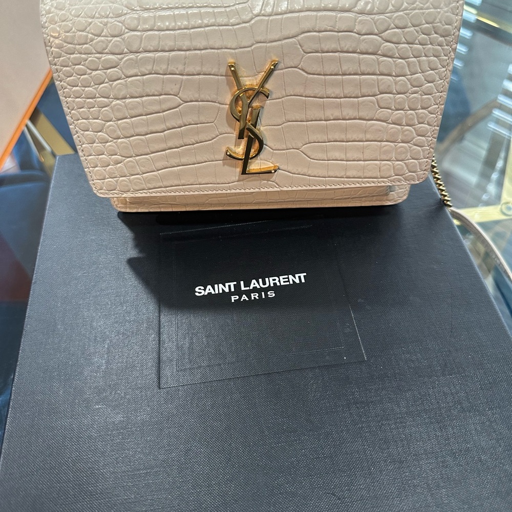 Saint Laurent Cassandra YSL Wallet on Chain in Croc Embossed Leather